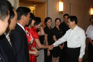 原中共中央总书记、国家主席、中央军委主席胡锦涛接见我校实习生